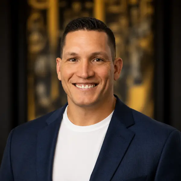 Headshot of Nick Edwards